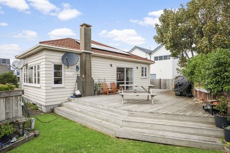 Photo of property in 3 Tacy Street, Kilbirnie, Wellington, 6022