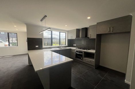 Photo of property in 4 Kaaka Street, Cambridge, 3434