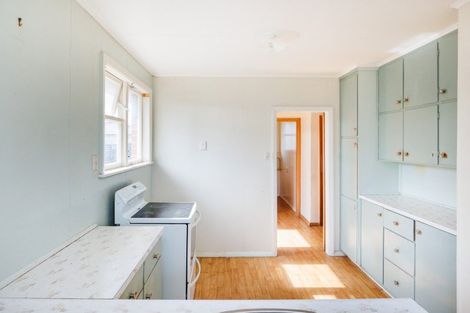 Photo of property in 30 Pembroke Street, Highbury, Palmerston North, 4412