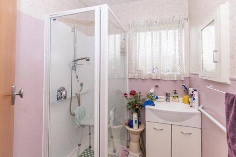 Photo of property in 12a Southsea Crescent, Silverdale, Hamilton, 3216