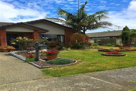 Photo of property in 174 Wattle Farm Road, Wattle Downs, Auckland, 2103