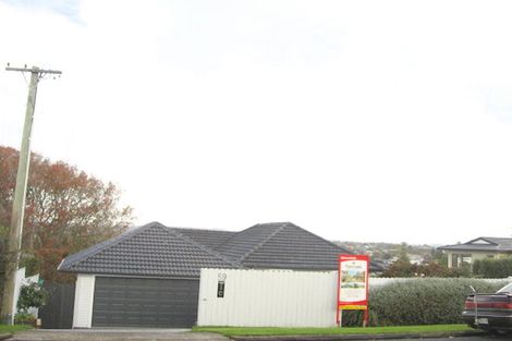 Photo of property in 59 Mellons Bay Road, Mellons Bay, Auckland, 2014