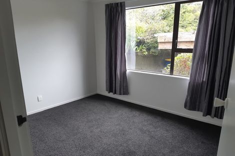 Photo of property in 56 Halberg Street, Glenfield, Auckland, 0629