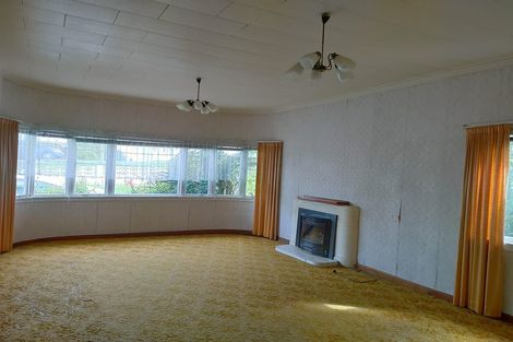Photo of property in 34 Glenfern Road, Mellons Bay, Auckland, 2014