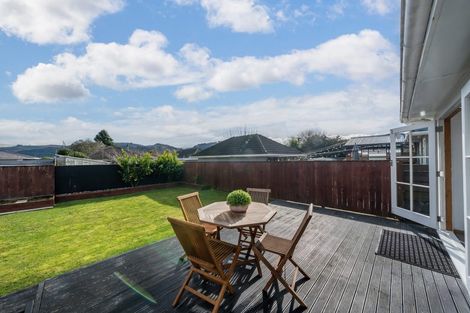 Photo of property in 35 Golders Road, Elderslea, Upper Hutt, 5018