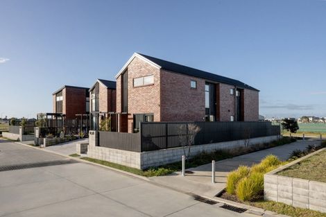 Photo of property in 20 Atutahi Lane, Papamoa, 3118