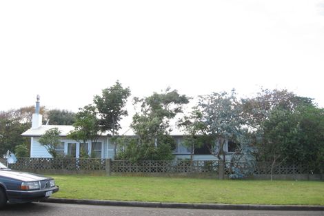 Photo of property in 39 Margaret Road, Raumati Beach, Paraparaumu, 5032