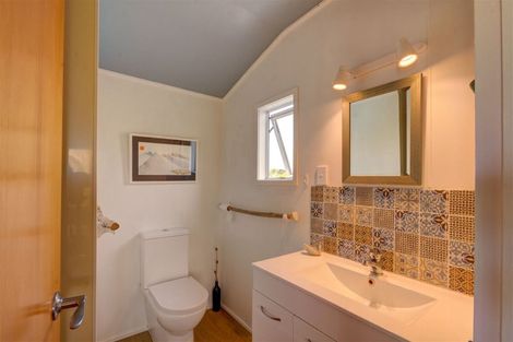 Photo of property in 20a Swindells Road, Waikuku Beach, 7473