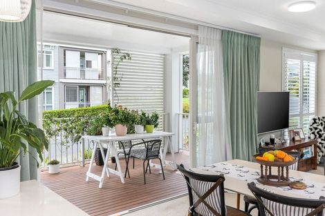 Photo of property in 73 Panorama Heights, Orewa, 0931