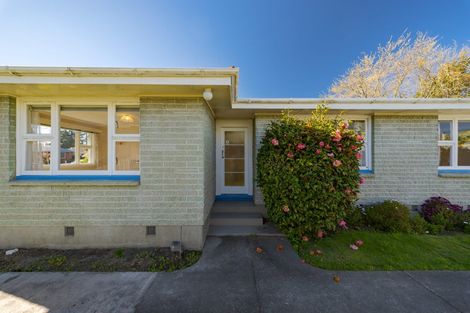 Photo of property in 25 Cranbrook Avenue, Burnside, Christchurch, 8053