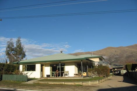 Photo of property in 45 Youghal Street, Wanaka, 9305