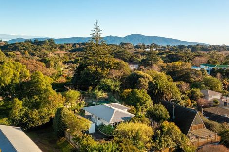 Photo of property in 5 Leinster Avenue, Raumati South, Paraparaumu, 5032