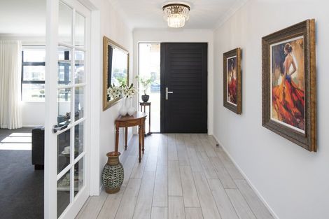 Photo of property in 106 Liberty Crescent, Beachlands, Auckland, 2018