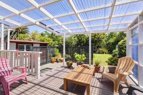 Photo of property in 27 Randwick Crescent, Moera, Lower Hutt, 5010