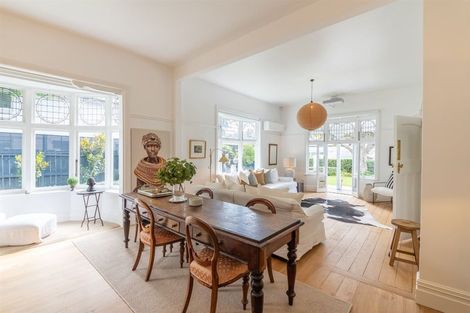 Photo of property in 80 Holly Road, St Albans, Christchurch, 8014