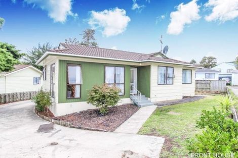 Photo of property in 11 Karepo Crescent, Ranui, Auckland, 0612