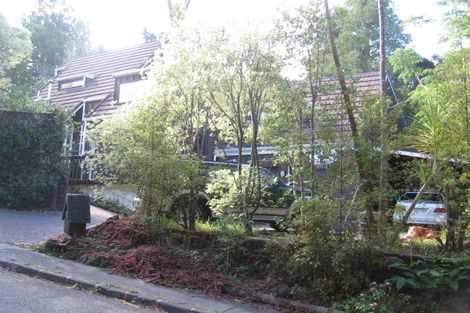 Photo of property in 2 Hebe Place, Birkenhead, Auckland, 0626