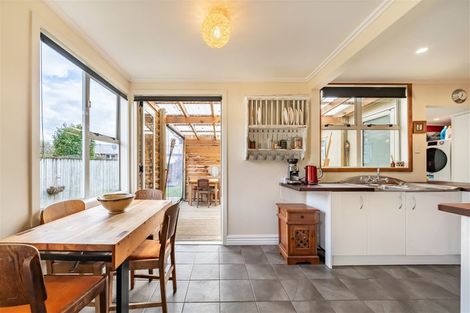 Photo of property in 50 Seddon Street, Wallaceville, Upper Hutt, 5018