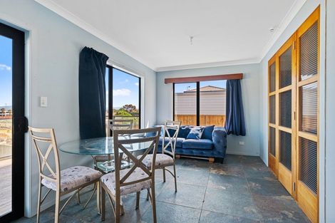 Photo of property in 68b Oceanview Road, Mount Maunganui, 3116