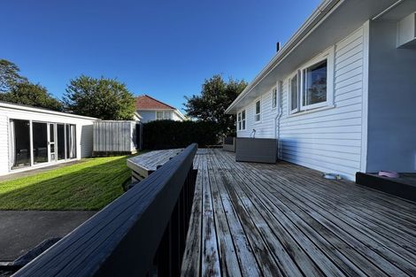 Photo of property in 57 Fairclough Road, Beach Haven, Auckland, 0626