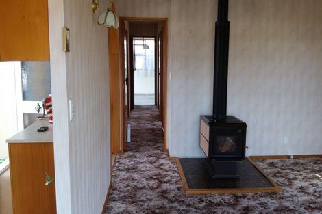 Photo of property in 6 Munro Street, Pleasant Point, 7903