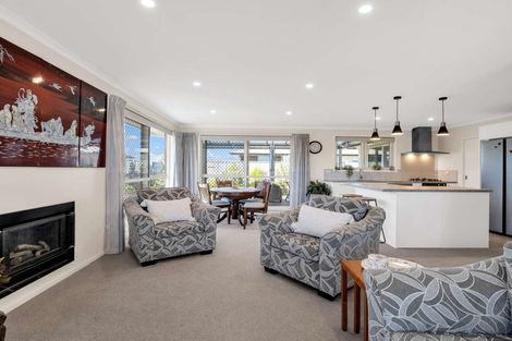 Photo of property in 17 Morrell Street, Tawhero, Whanganui, 4501