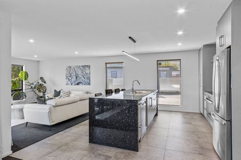 Photo of property in 2 Saxby Lane, Halswell, Christchurch, 8025