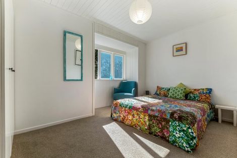 Photo of property in 26 Ocean Road, Surfdale, Waiheke Island, 1081
