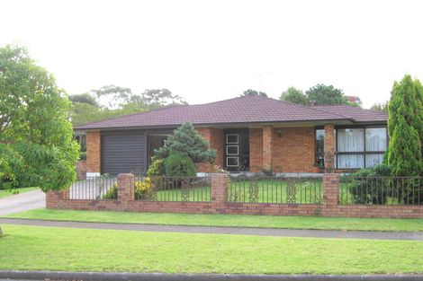 Photo of property in 5 Mimosa Place, Half Moon Bay, Auckland, 2012