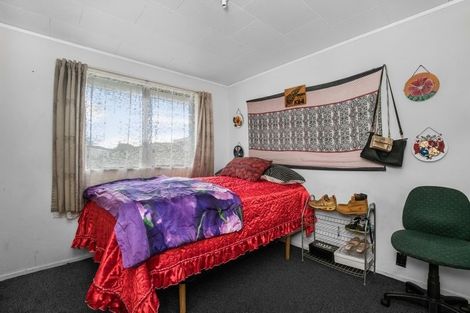Photo of property in 2/63 Palmers Road, Clendon Park, Auckland, 2103