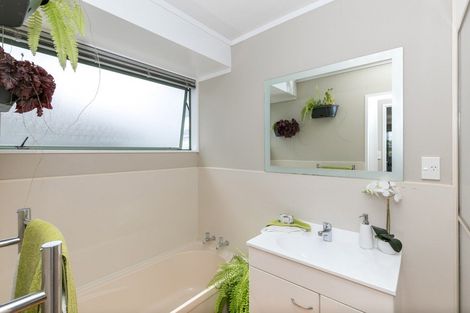 Photo of property in 43 Baverstock Road, Nawton, Hamilton, 3200