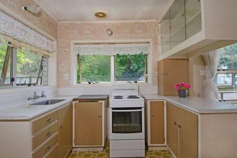 Photo of property in 1/14 Battle Place, Glenfield, Auckland, 0629