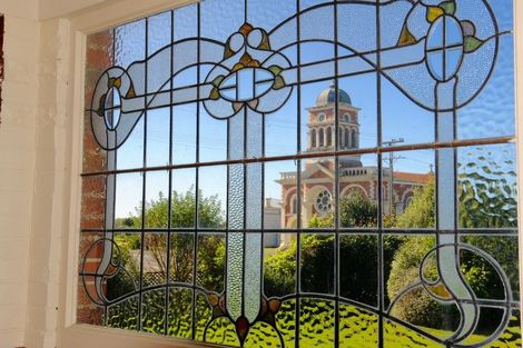 Photo of property in 1 Parsonage Road, Waimate, 7924