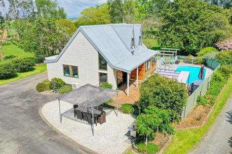 Photo of property in 445 West Bank Road, Edgecumbe, Whakatane, 3193