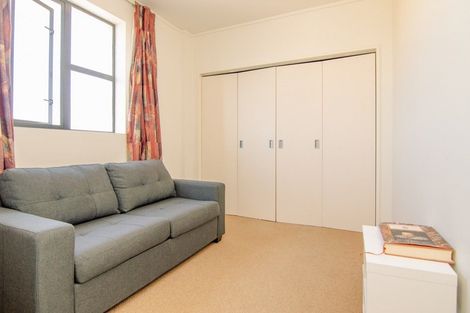 Photo of property in Maddison Apartments, 3/6e Queen Street, Palmerston North, 4410