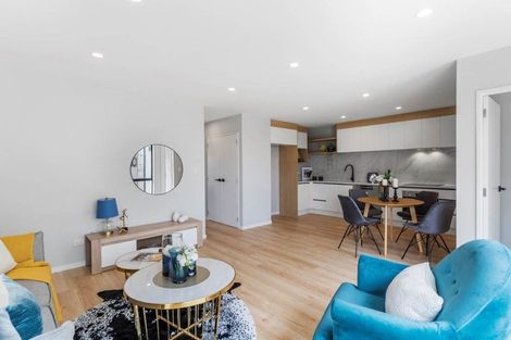 Photo of property in 17 Morus Road, Massey, Auckland, 0614