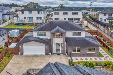 Photo of property in 11 San Casello Rise, Henderson, Auckland, 0612