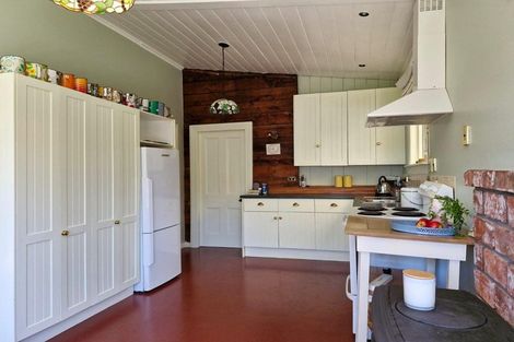 Photo of property in 192 Carrington Street, Lower Vogeltown, New Plymouth, 4310