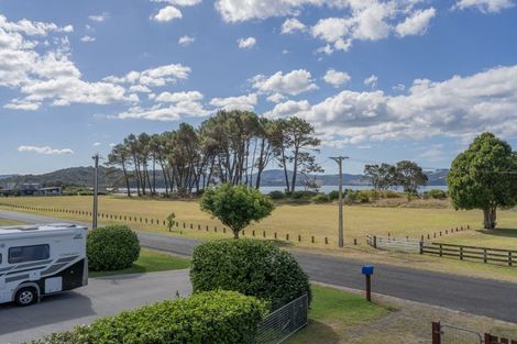 Photo of property in 42 Banks Street, Cooks Beach, Whitianga, 3591
