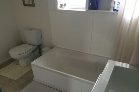 Photo of property in 90 Brookside Terrace, Bryndwr, Christchurch, 8053