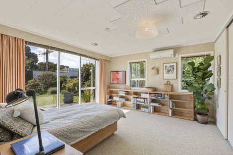 Photo of property in 5 Harris Street, Waitara, 4320