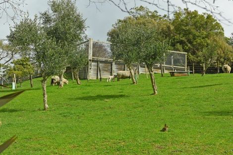 Photo of property in 160 Katherine Mansfield Drive, Whitemans Valley, Upper Hutt, 5371