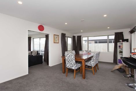 Photo of property in 23 Luxembourg Crescent, Halswell, Christchurch, 8025