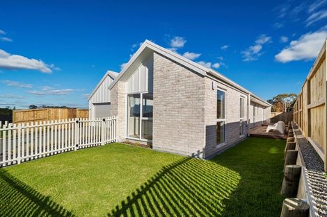 Photo of property in 2 Triplefin Avenue, Omokoroa, 3114