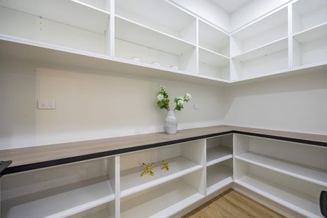 Photo of property in 5 Cutfield Lane, Kumeu, 0810