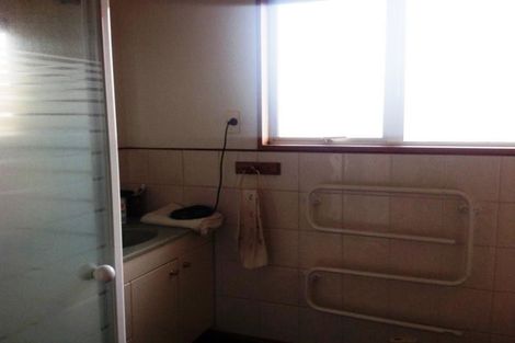 Photo of property in 68a Memorial Avenue, Ilam, Christchurch, 8053