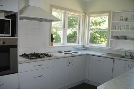 Photo of property in 6 Croft Grove, Moera, Lower Hutt, 5010