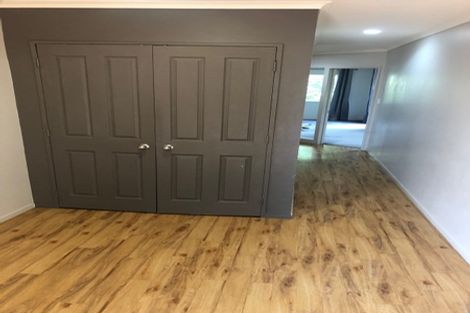 Photo of property in Chantelle Close, 44a Lavery Place, Sunnynook, Auckland, 0632