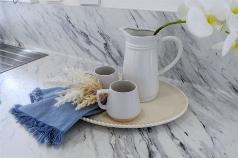 Photo of property in 28 Woodford Avenue, Brookfield, Tauranga, 3110