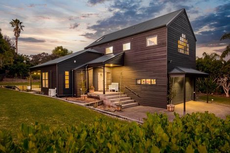 Photo of property in 14 Denehurst Drive, Waimauku, 0812